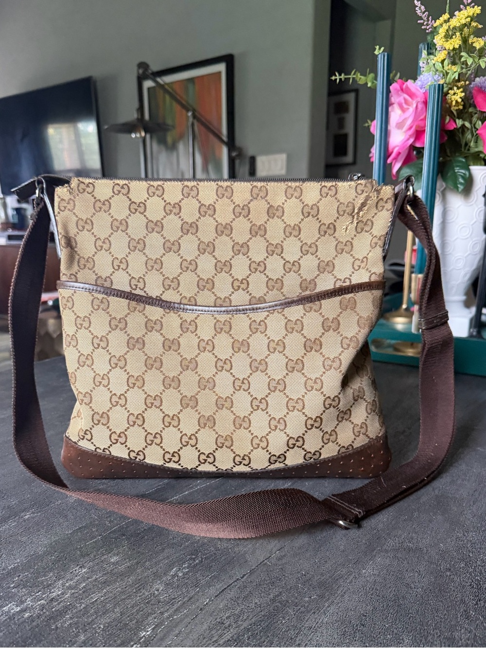 Gucci GG Supreme Brown Monogram Canvas Messenger Bag with Dark Brown Trim